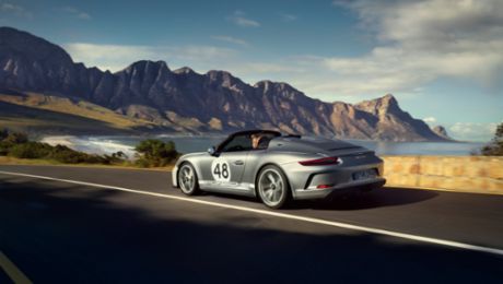 2019 Porsche 911 Speedster debuts at New York International Auto Show